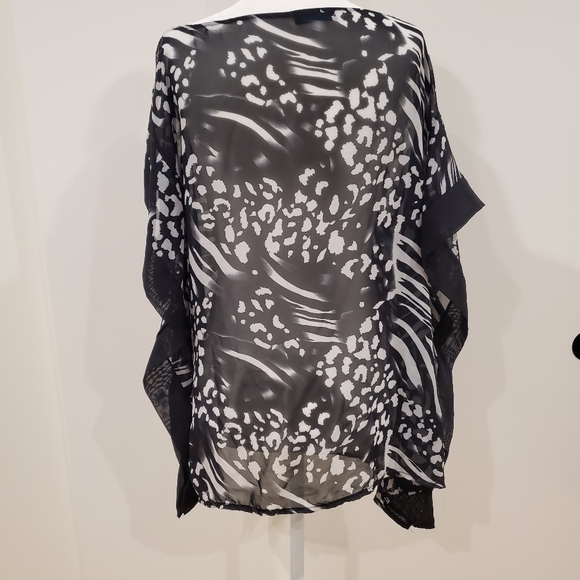 Love Culture One Size Sheer Top - Picture 4 of 5